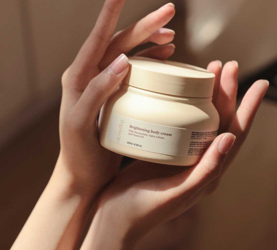 Dưỡng Trắng Bền Lâu